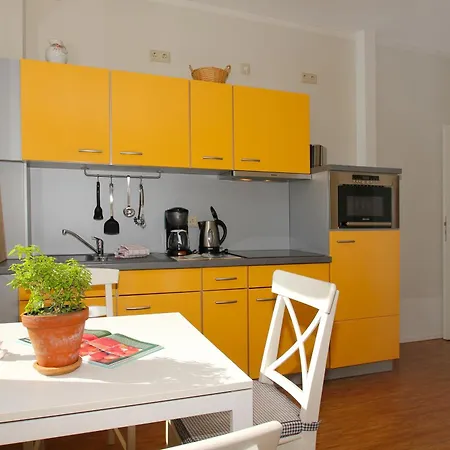 Mit Sonnenhof Netzboden 아파트 *